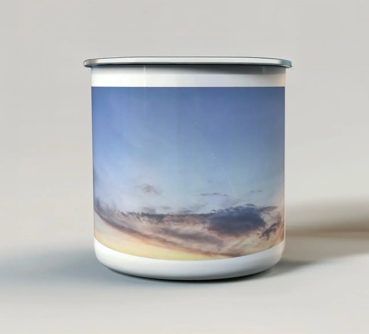 Alpine evening tazza in smalto da Nur Mut