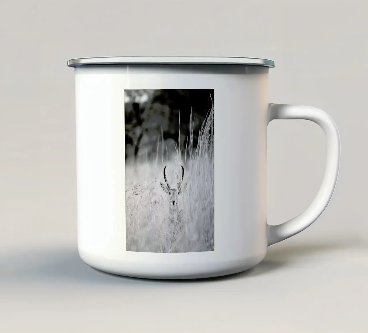 Gizell tazza in smalto da Shot By Clint