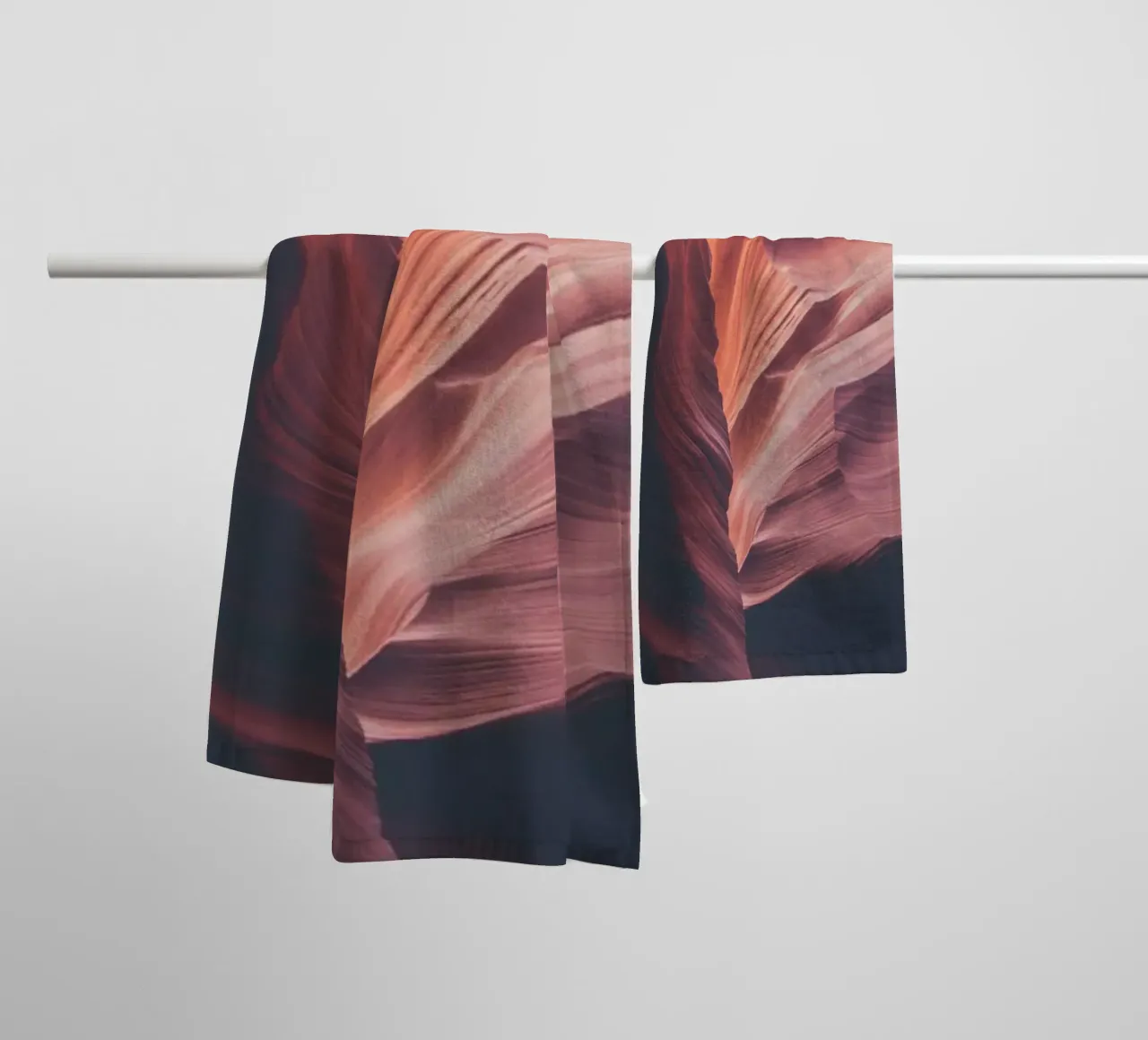 Mania Landscapes Raw 4 Antelope Canyon (USA) towel by Mania Print Collection