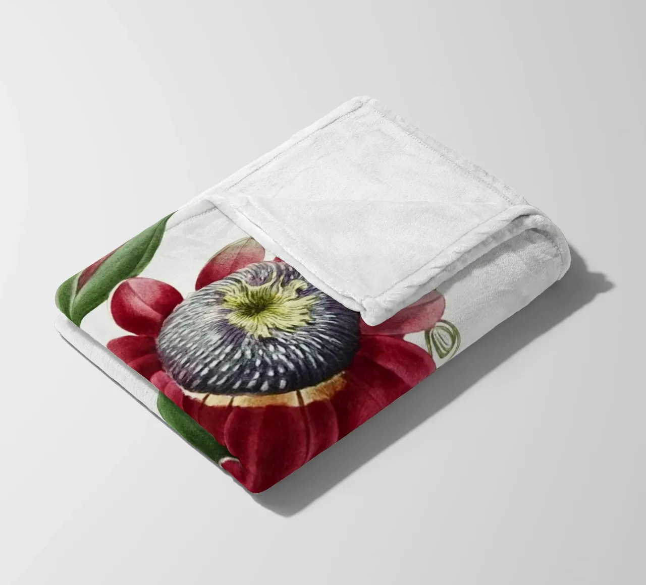 Passiflore Ailee (1827) di Pierre-Joseph Redouté coperta in pile da Vintage Botanical Prints