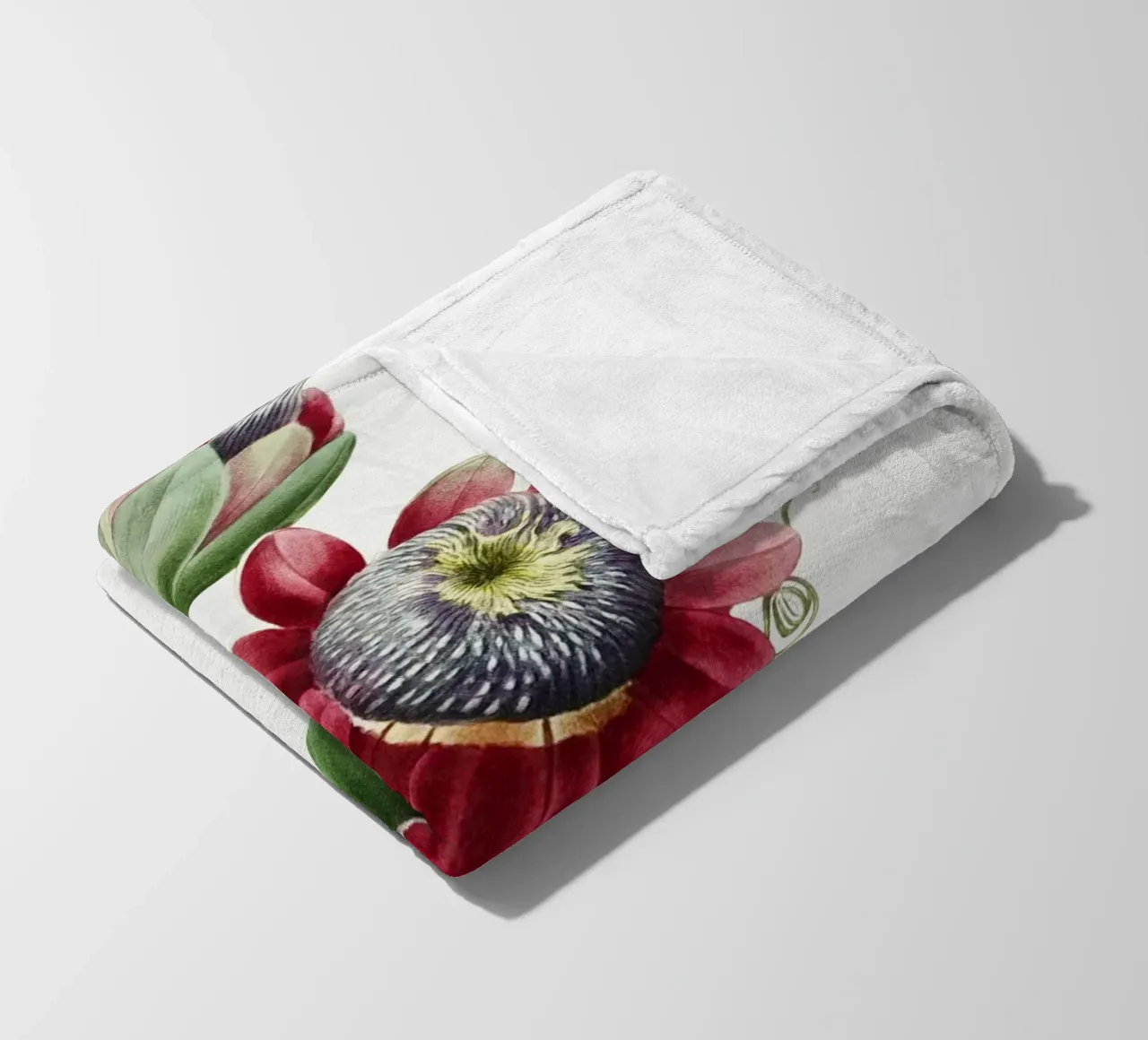 Passiflore Ailee (1827) di Pierre-Joseph Redouté coperta in pile da Vintage Botanical Prints