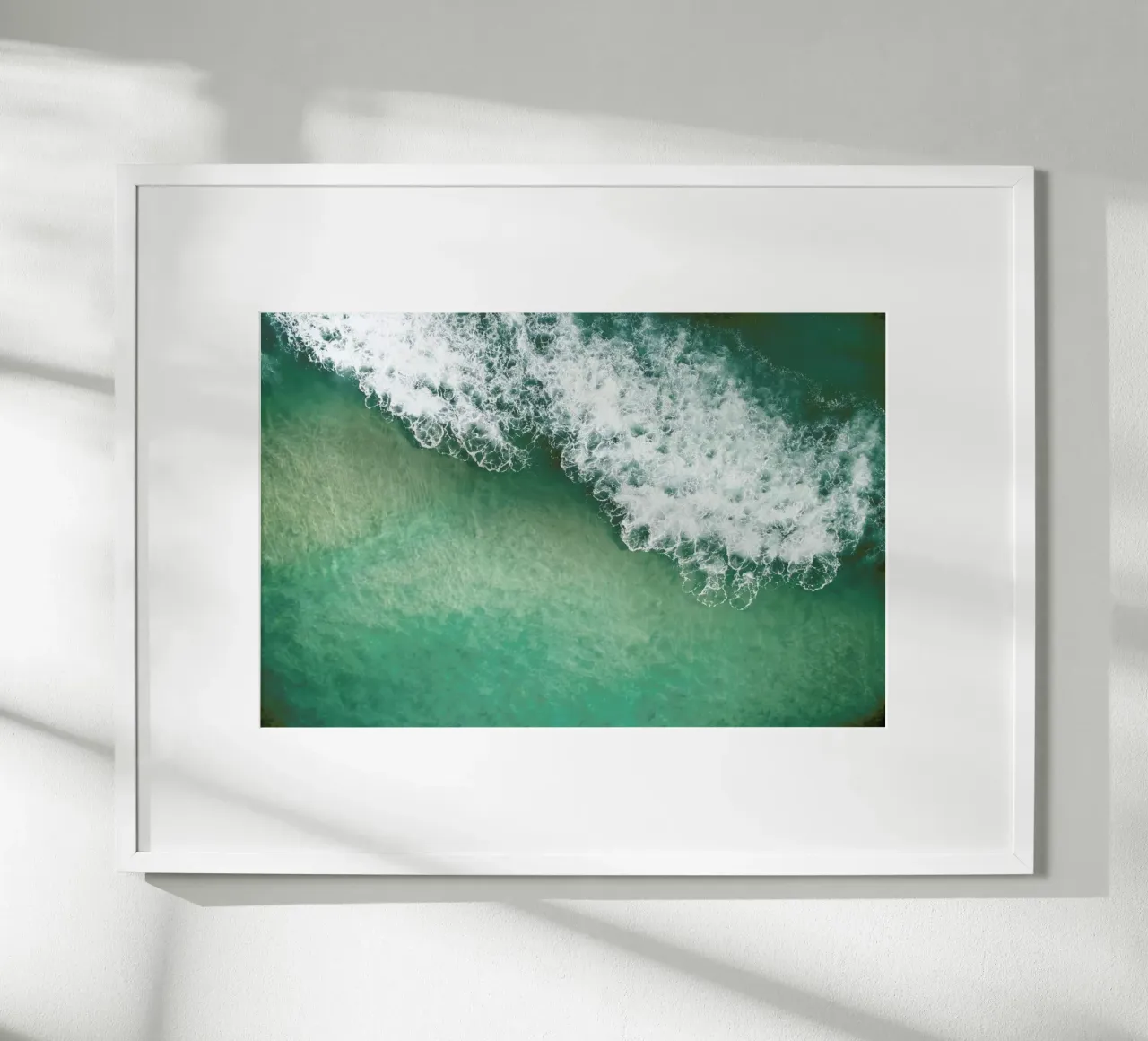 Wavescapes 02 poster con telaio in plastica da Shot By Clint
