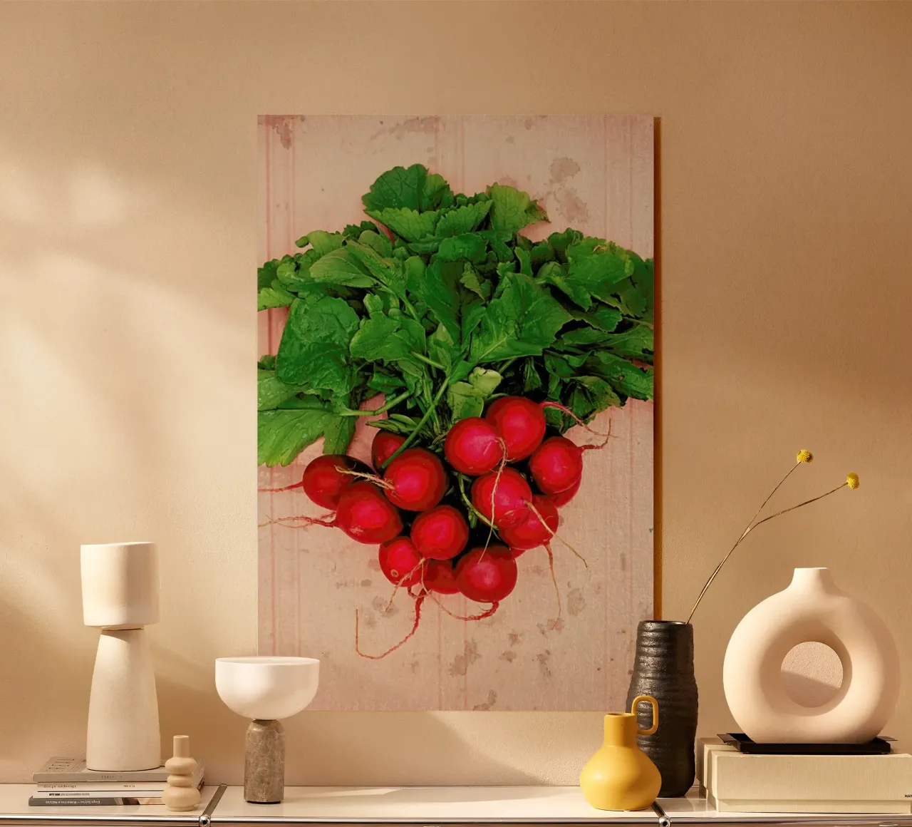 Radishes plexiglass da Keri Bevan