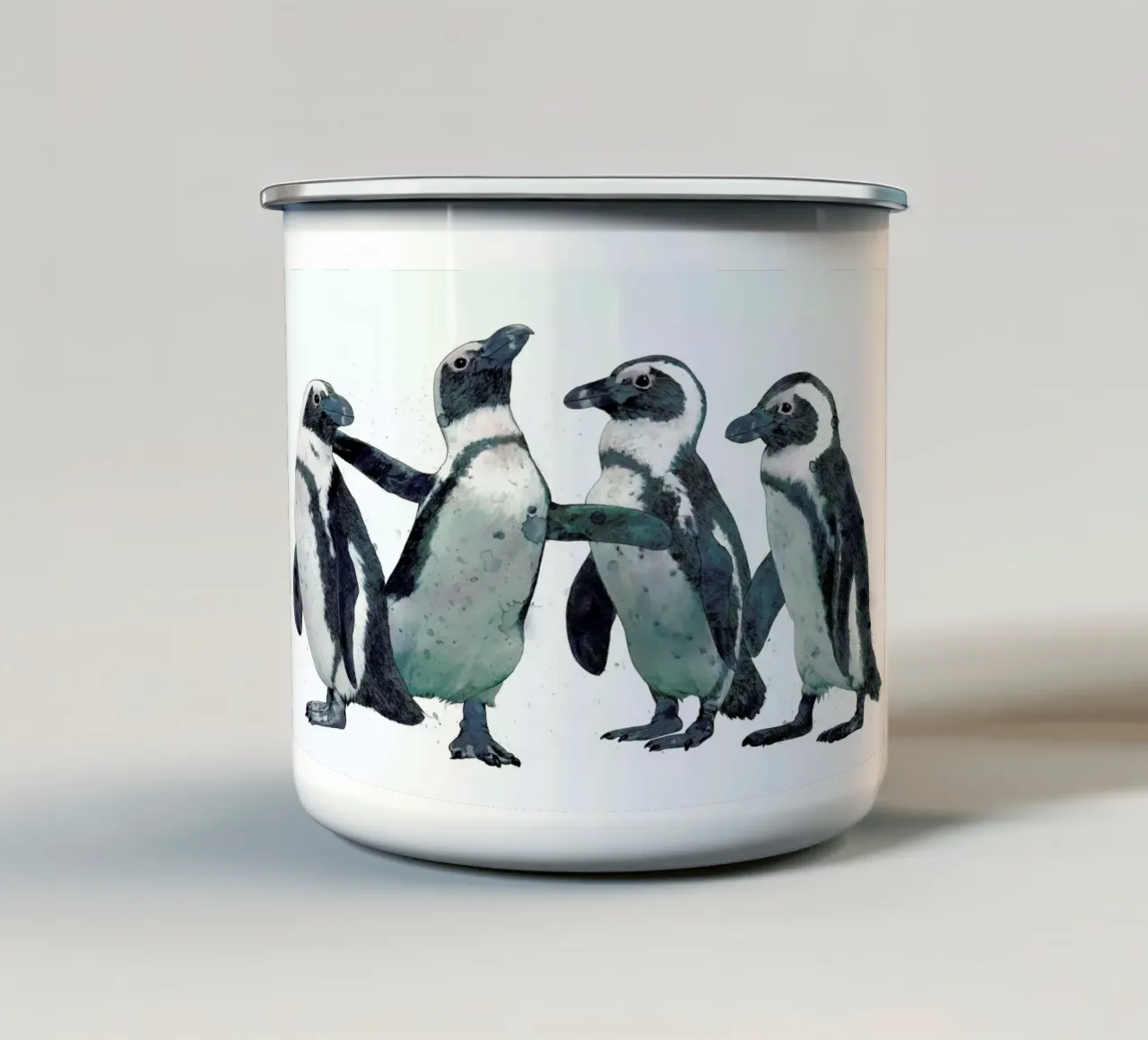 Penguins tazza in smalto da Laura Graves