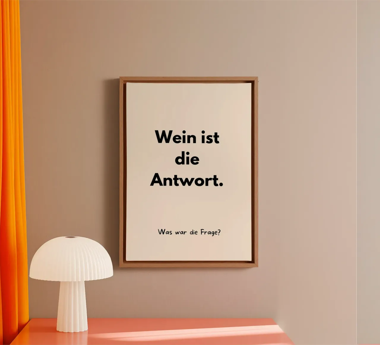 Wein ist die Antwort. Was war die Frage? | Lustiges Weinpost tela con Cornice a cassetta da PrintCessStudio