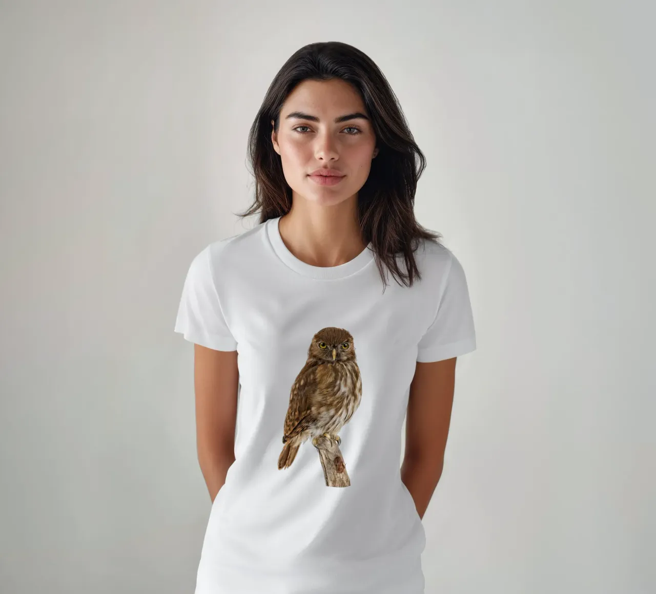 Tiny Wonder: Little Owl t-shirt da Curious Collections by Marielle Leenders