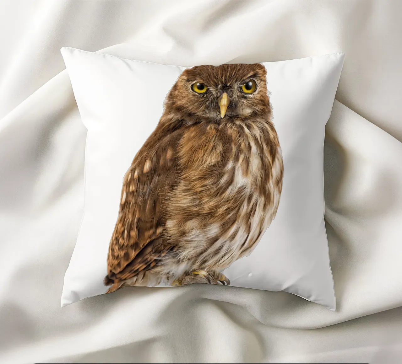 Tiny Wonder: Little Owl cuscino da Curious Collections by Marielle Leenders