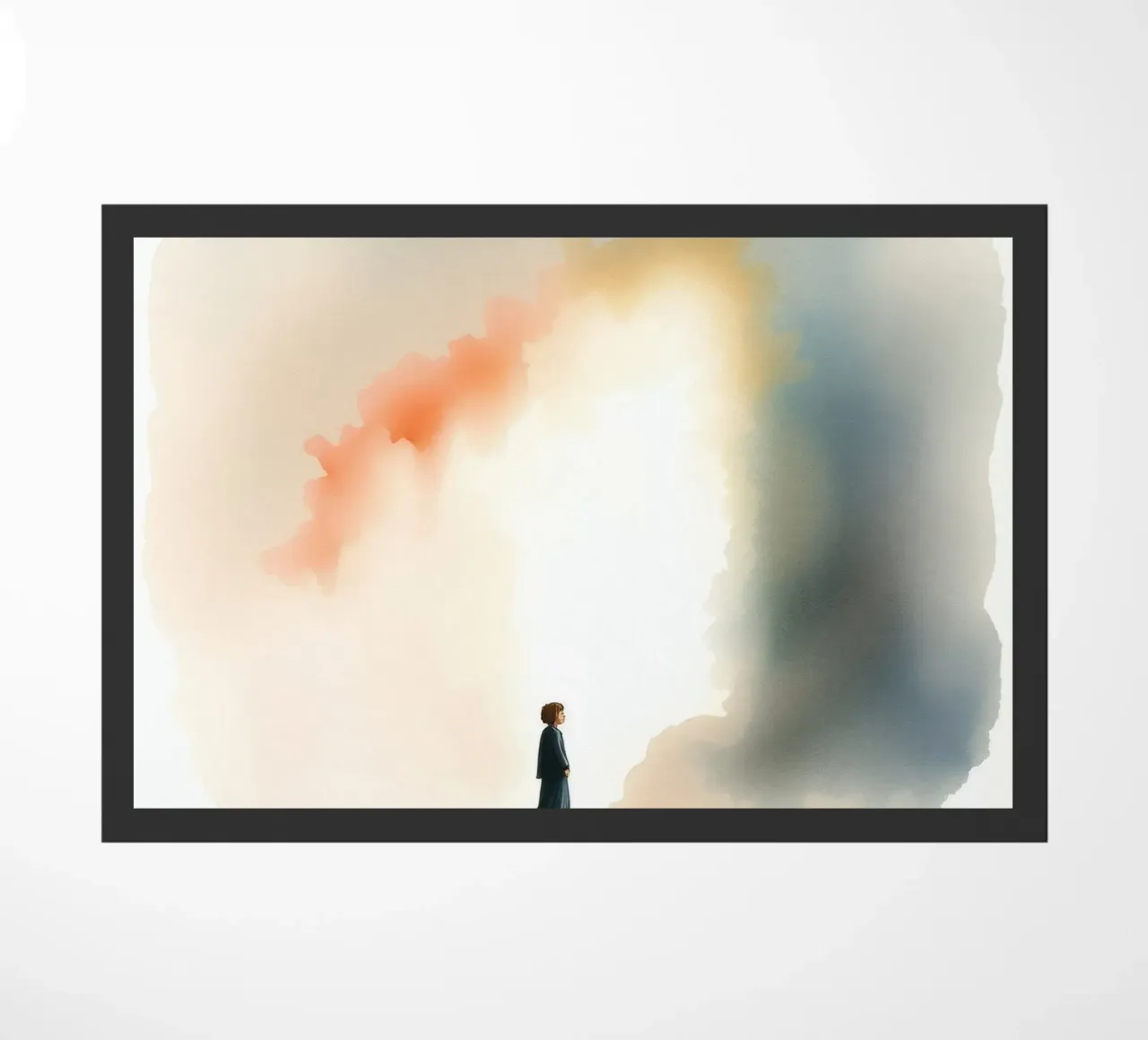 Bambino in piedi davanti a una luce colorata e a una nebbia scura all'alba zerbino da DesignDoodle