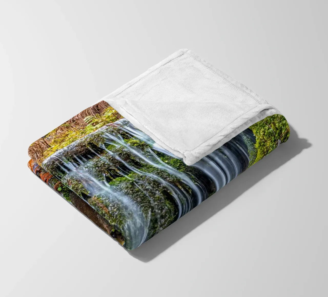 Small waterfall in the Schönjungferngrund in the Ore Mountains fleece blanket by Marcus Beckert | Fotografie
