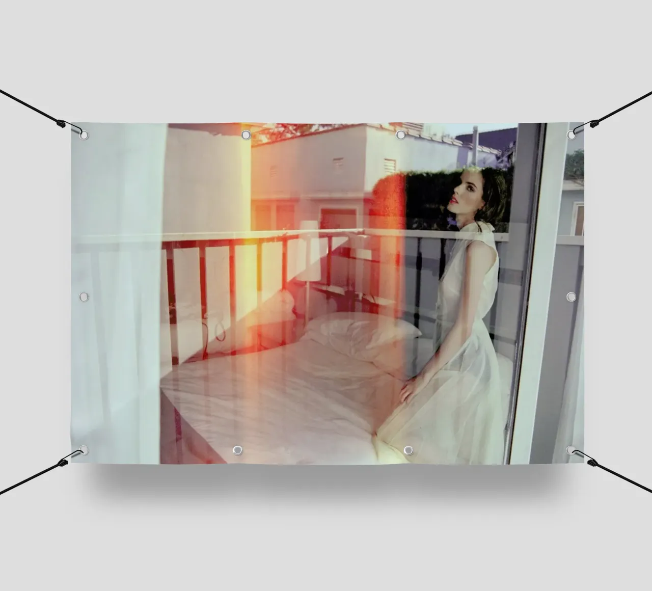 Light leaks telo in pvc da Aysha Banos