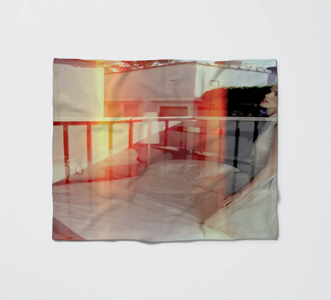 Light leaks coperta in pile da Aysha Banos