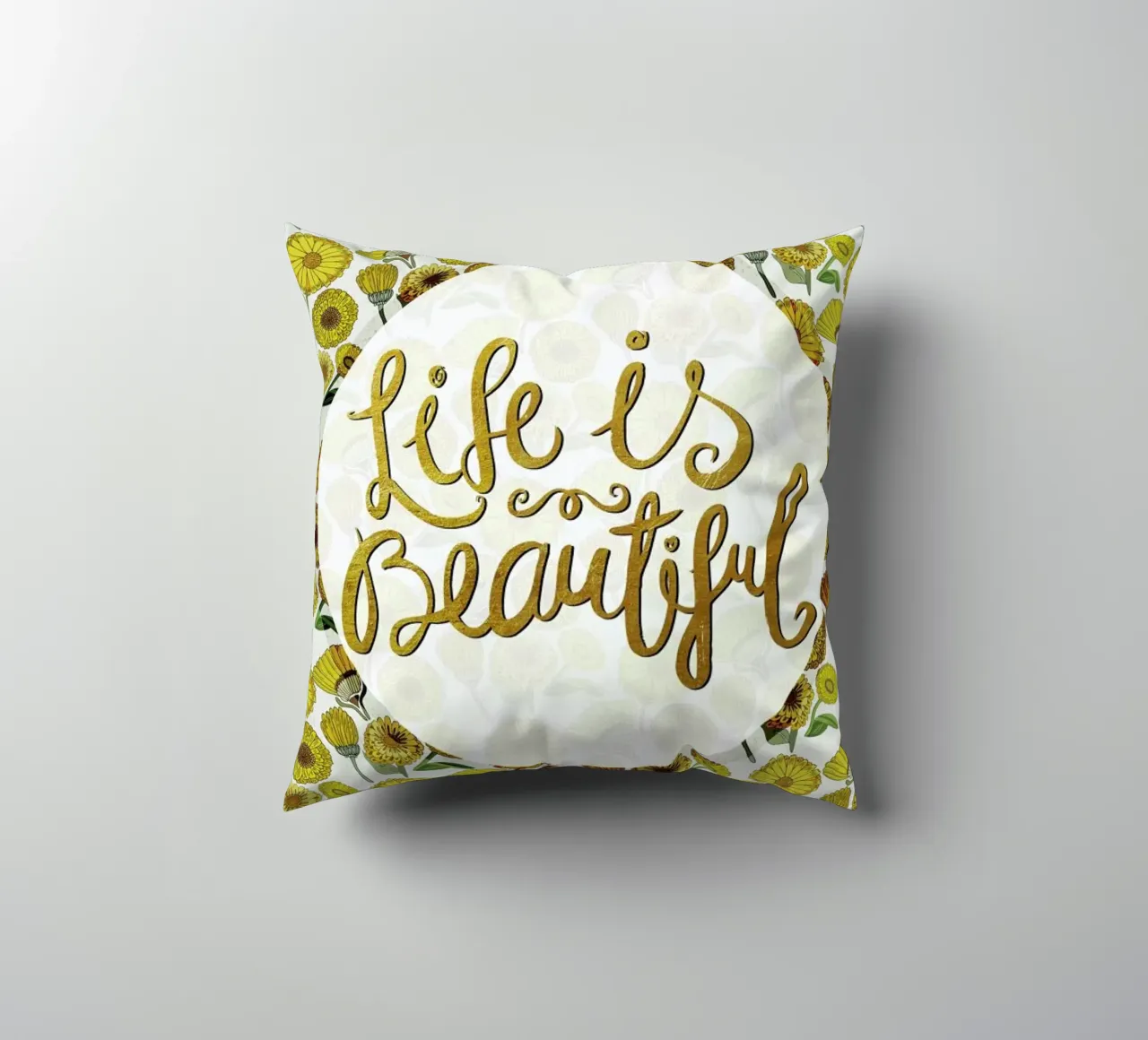 Life is Beautiful cuscino da Pom Graphic Design