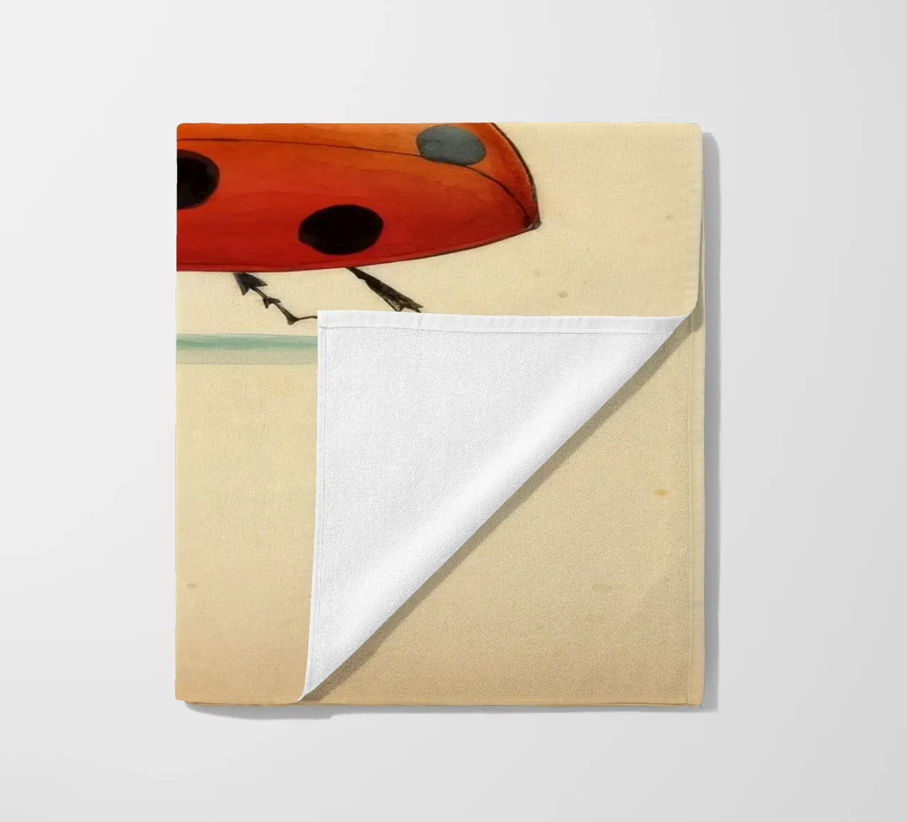 Coccinella minimale 4 telo mare da Minimal Animal Art