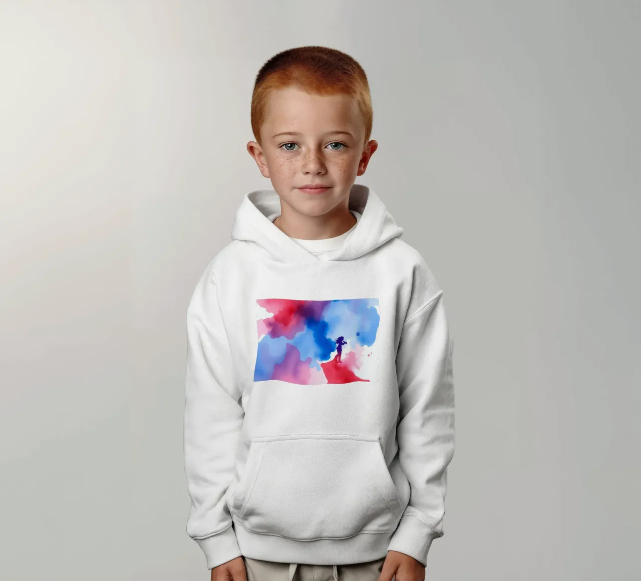 Silueta colorida de una mujer tocando un instrumento sudadera con capucha para niño de DesignDoodle