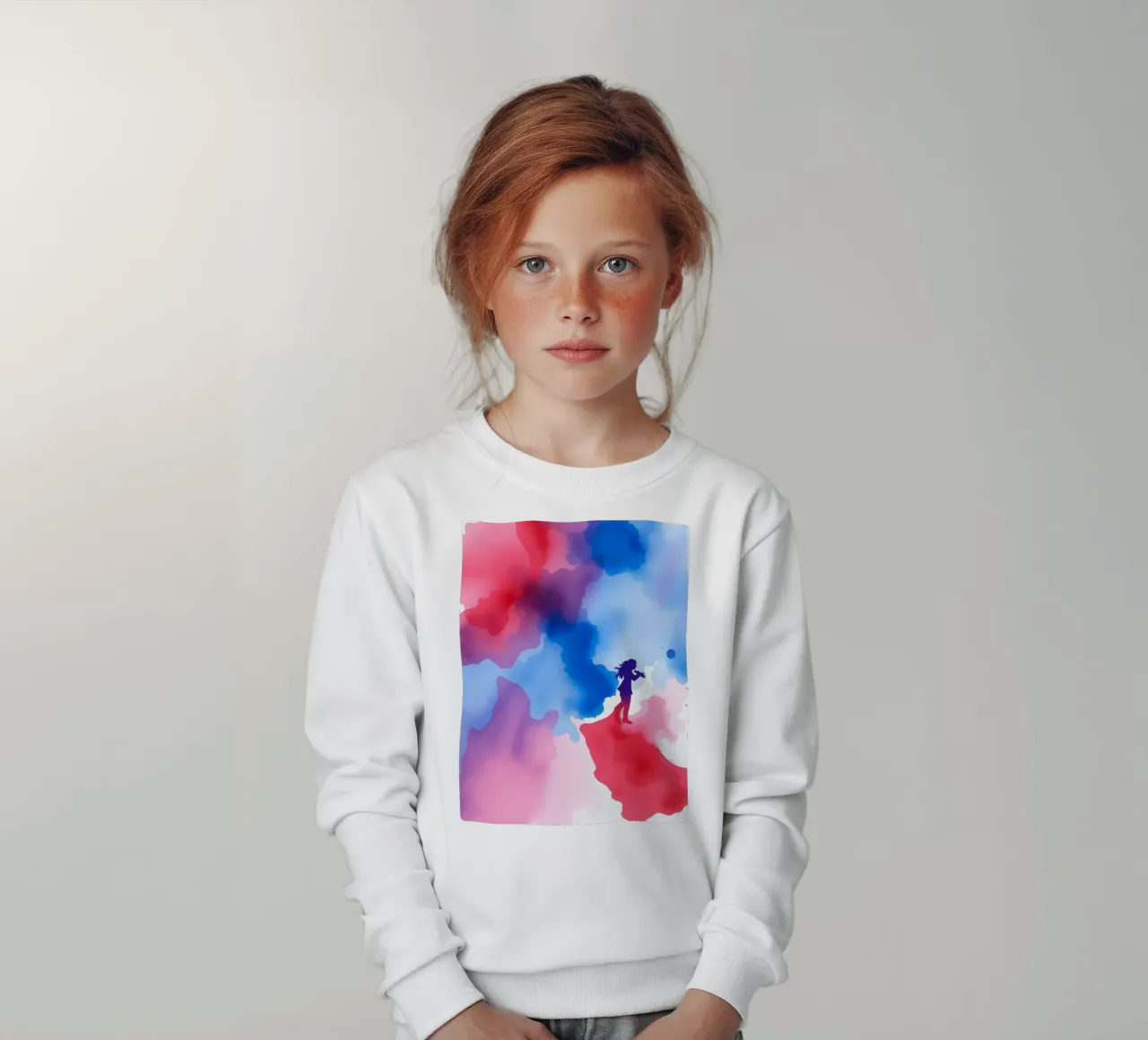 Silueta colorida de una mujer tocando un instrumento sudadera para niño de DesignDoodle