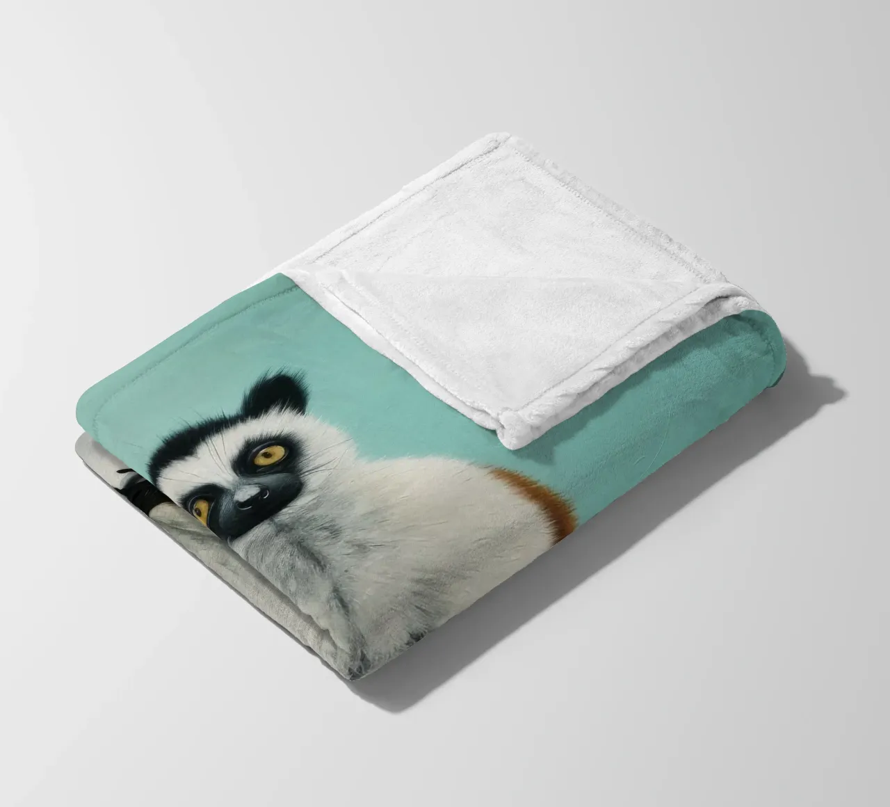 Lemure minimo 3 coperta in pile da Minimal Animal Art