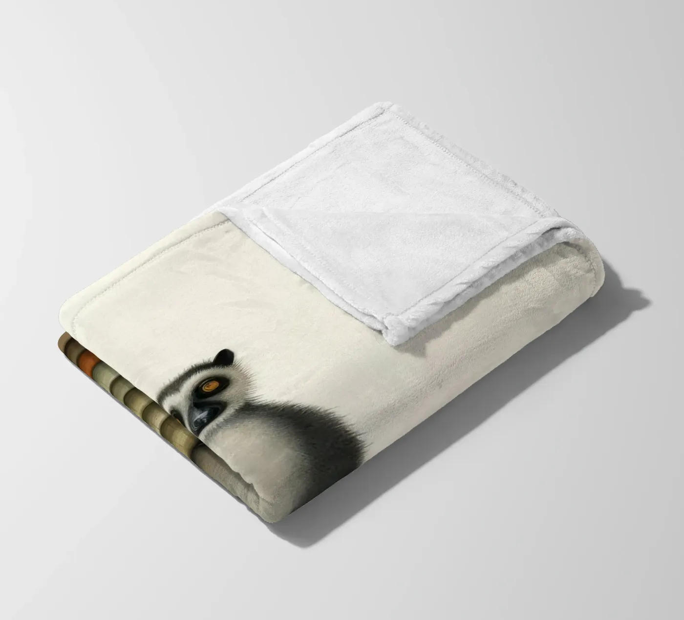Minimo Lemur coperta in pile da Minimal Animal Art