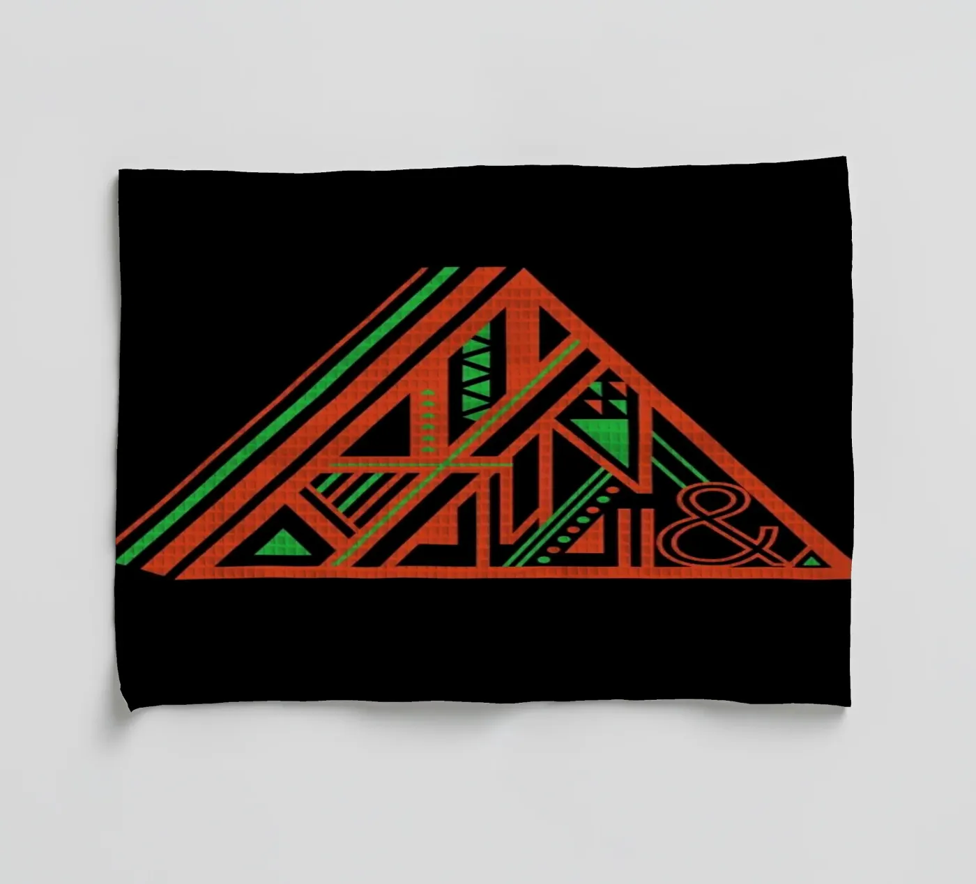 Triangle torchon de Petros Afshar