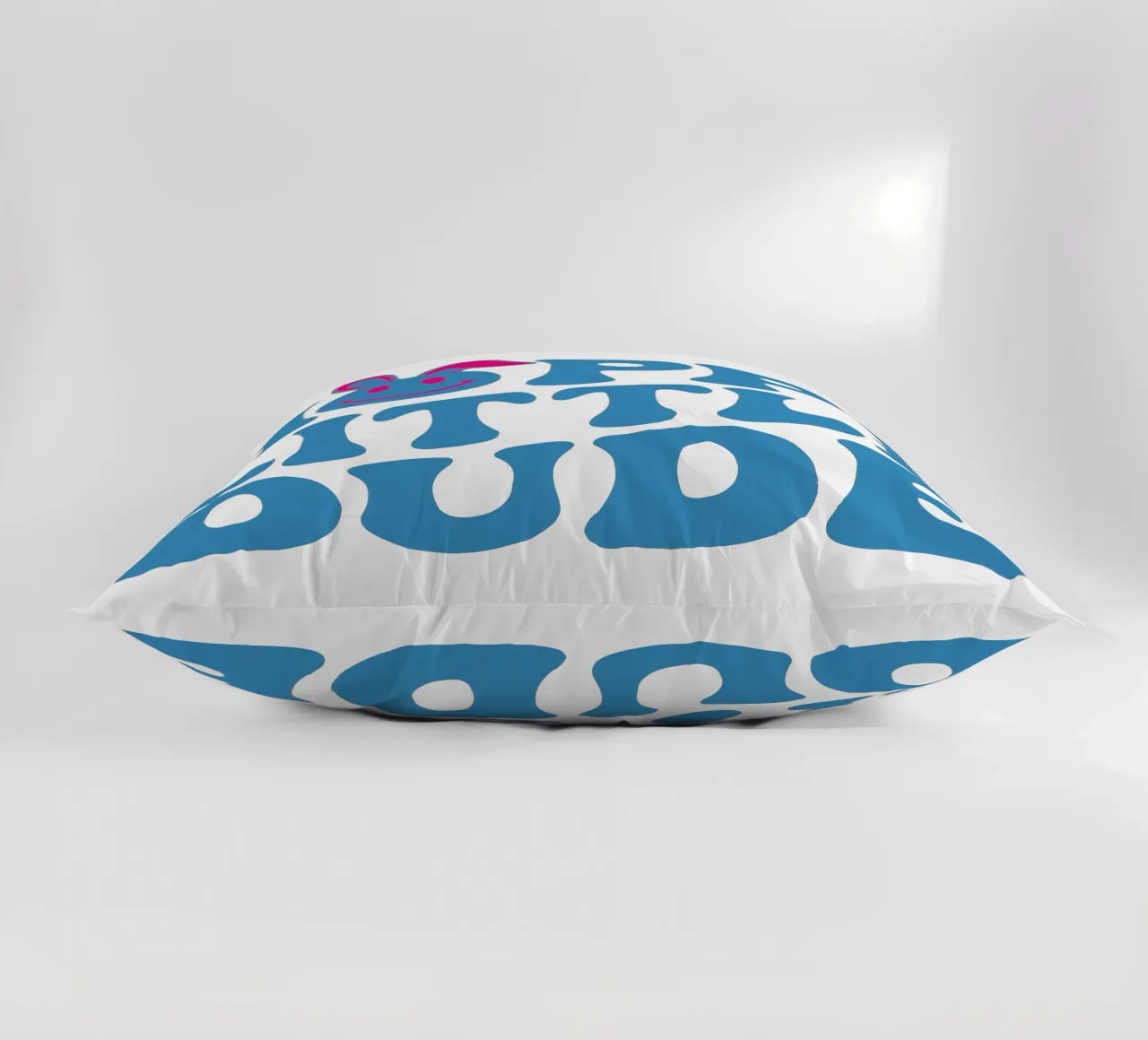 Hoppy Little Dude Pasqua cuscino da onefeelshop