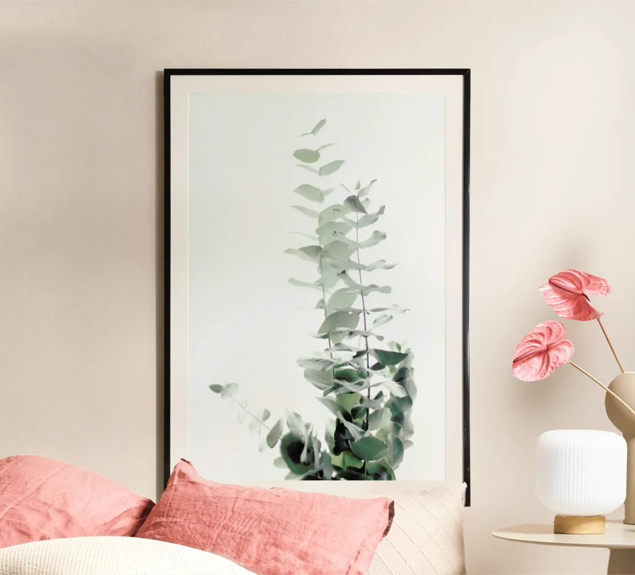 Eucalyptus White 2 poster con telaio in alluminio da Monika Strigel