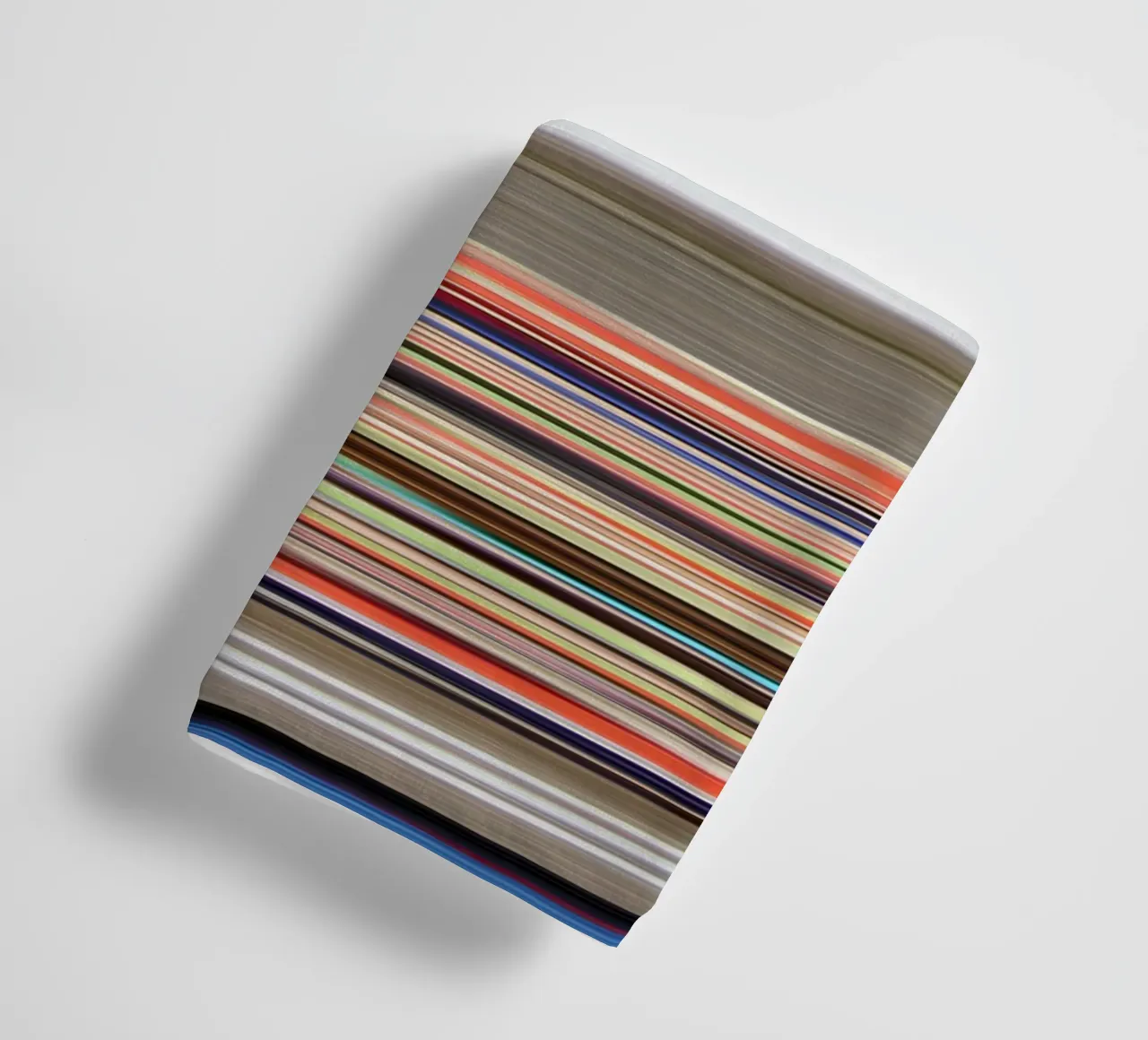 the stripes of the day · dawn asciugamano da bagno da Marko Köppe