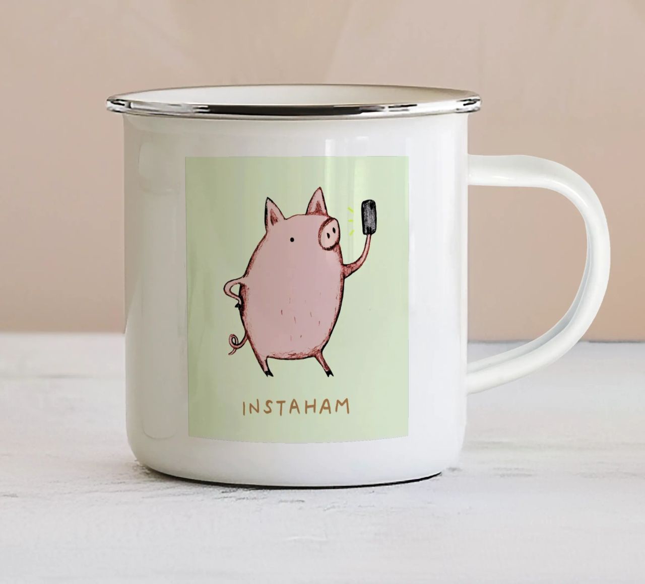 Instaham tazza in smalto da Sophie Corrigan
