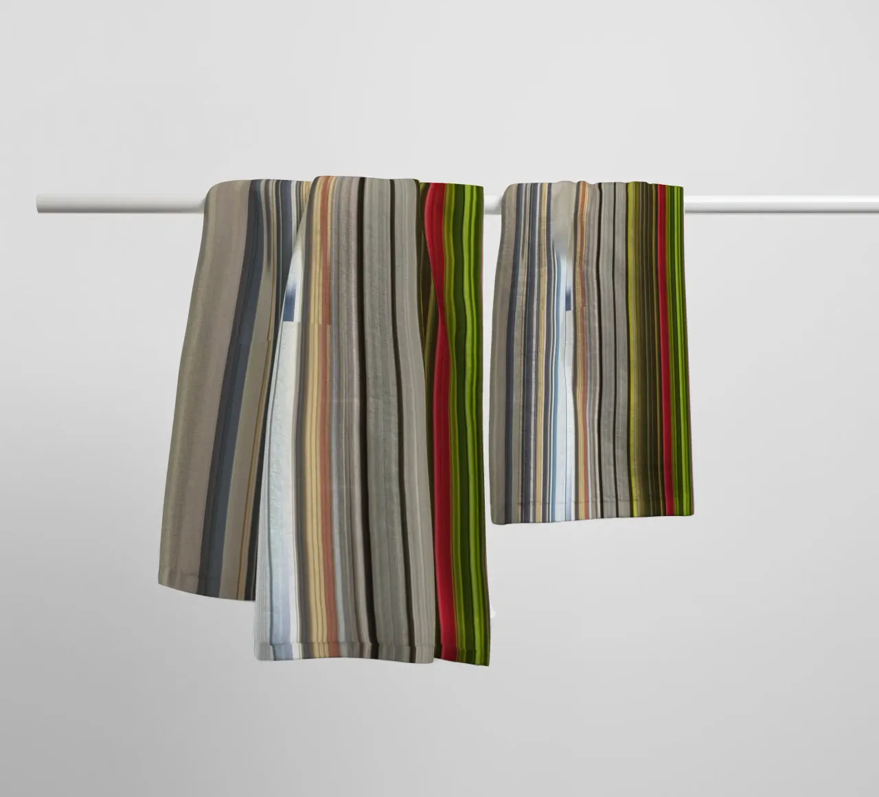 the stripes of the day · blue+ asciugamano da bagno da Marko Köppe