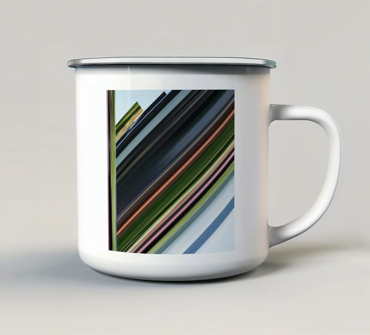 the stripes of the day · diagonale tazza in smalto da Marko Köppe