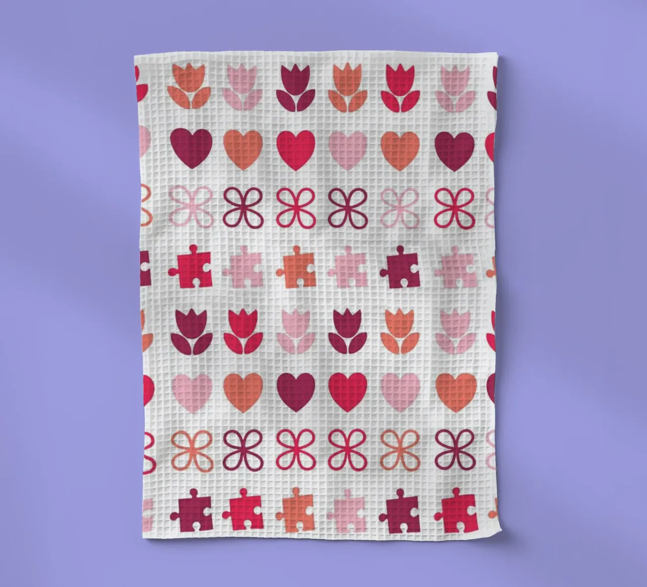Design di San Valentino. Colori viola e rosa, simboli d'amore canovaccio da cucina da CreatedbySon