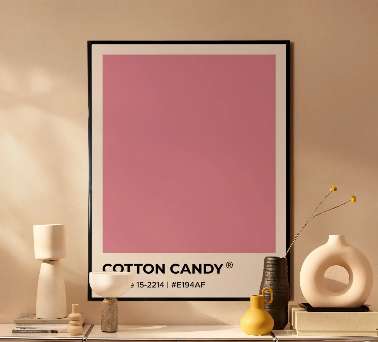 Zucchero filato Pantone poster con telaio in alluminio da Paigaam Studio