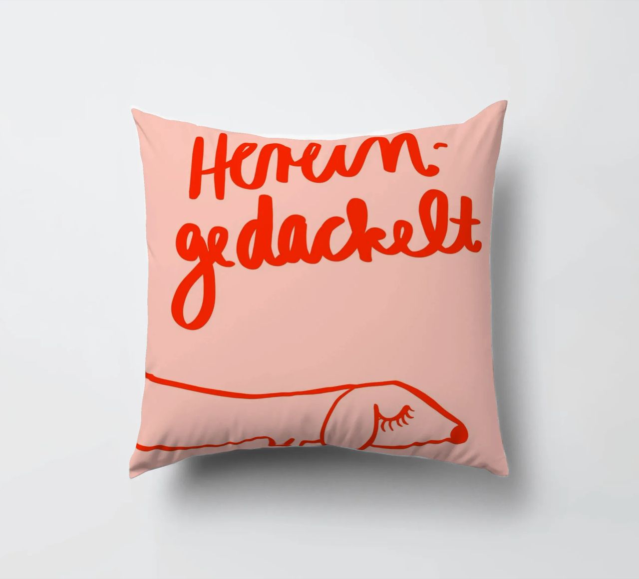 Hereingedackelt Kissen von Hej Ibiza by Ute Arnold