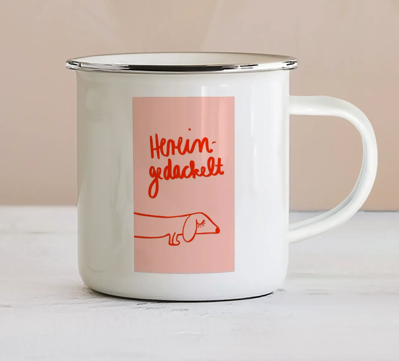 Hereingedackelt mug en émail de Hej Ibiza by Ute Arnold
