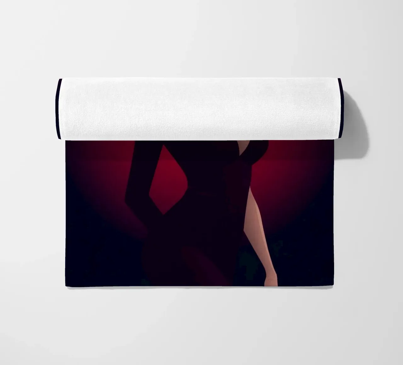 Donna elegante in un elegante abito nero posa telo mare da DesignDoodle