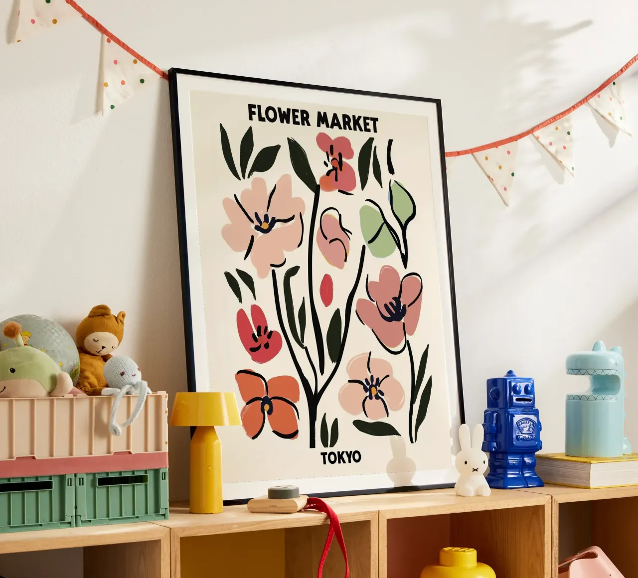 Mercato dei fiori, Tokyo, Giappone, Fiori di ciliegio, Illustrazione poster con telaio in legno da Peaches Art Prints