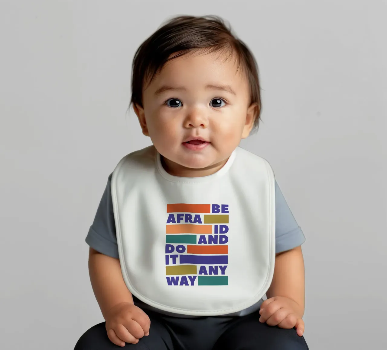 Be Afraid and Do It Anyway Bold Typography Art bavaglino da showmemars