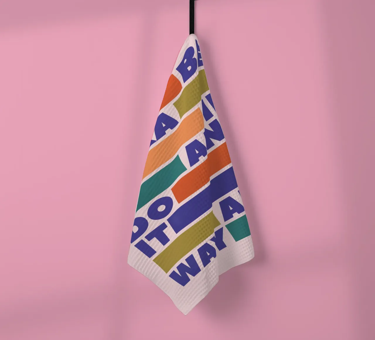 Be Afraid and Do It Anyway Bold Typography Art torchon de showmemars