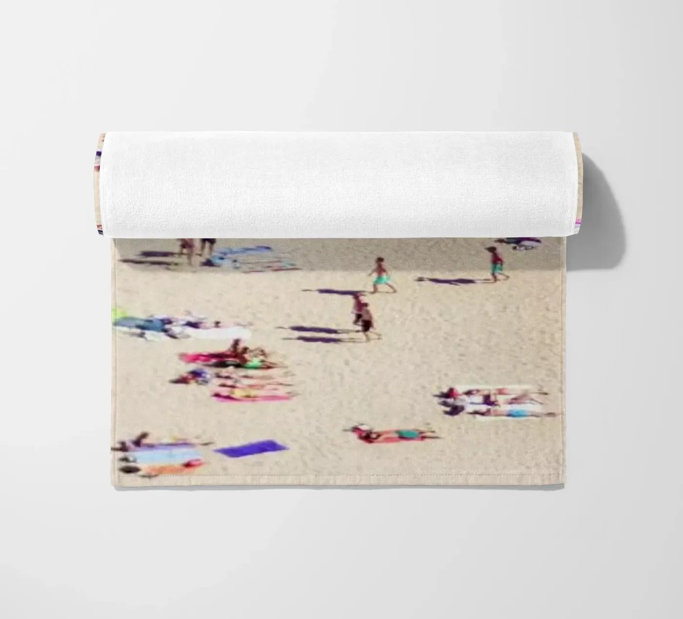 Beach Happy telo mare da Ingrid Beddoes