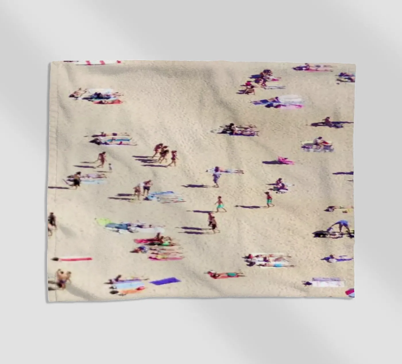 Beach Happy telo mare da Ingrid Beddoes