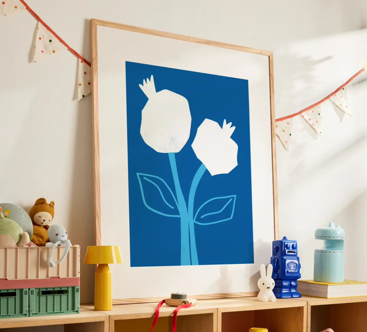 Melograni bianchi in blu cielo poster con telaio in alluminio da Autofocus