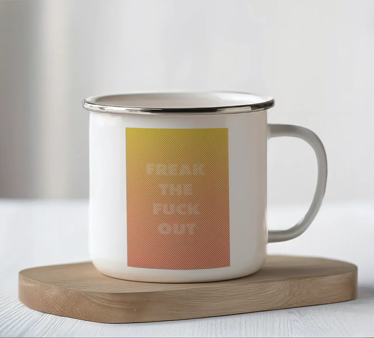 Freak tazza in smalto da Chris Wharton