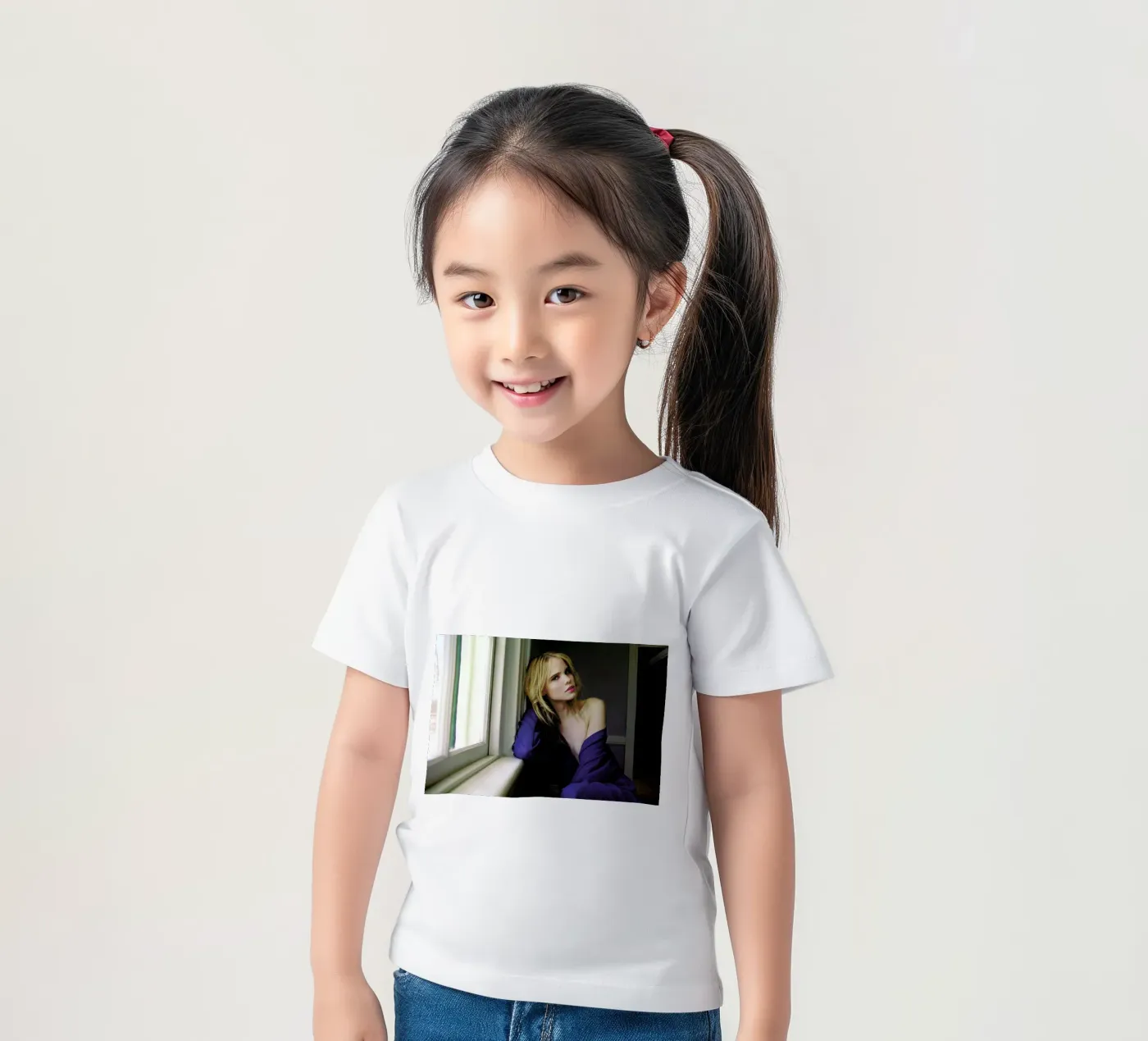 Kayte t-shirt bambini da Aysha Banos