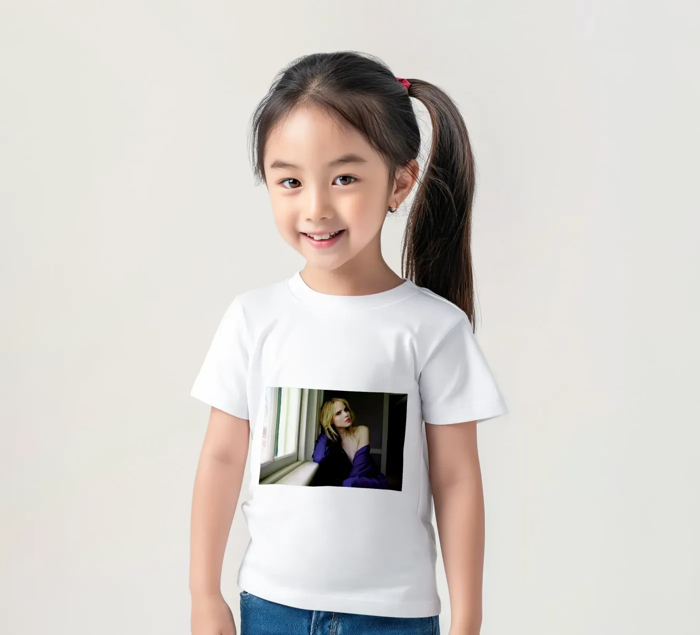 Kayte t-shirt bambini da Aysha Banos