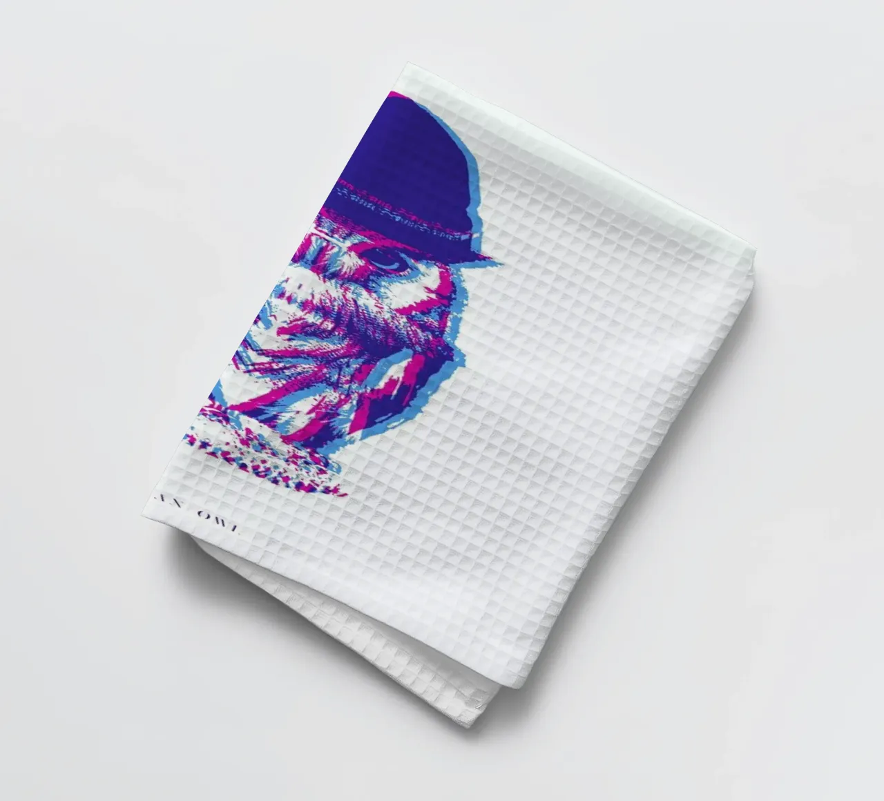 Magenta Owl with cyan beanie canovaccio da cucina da Studio One