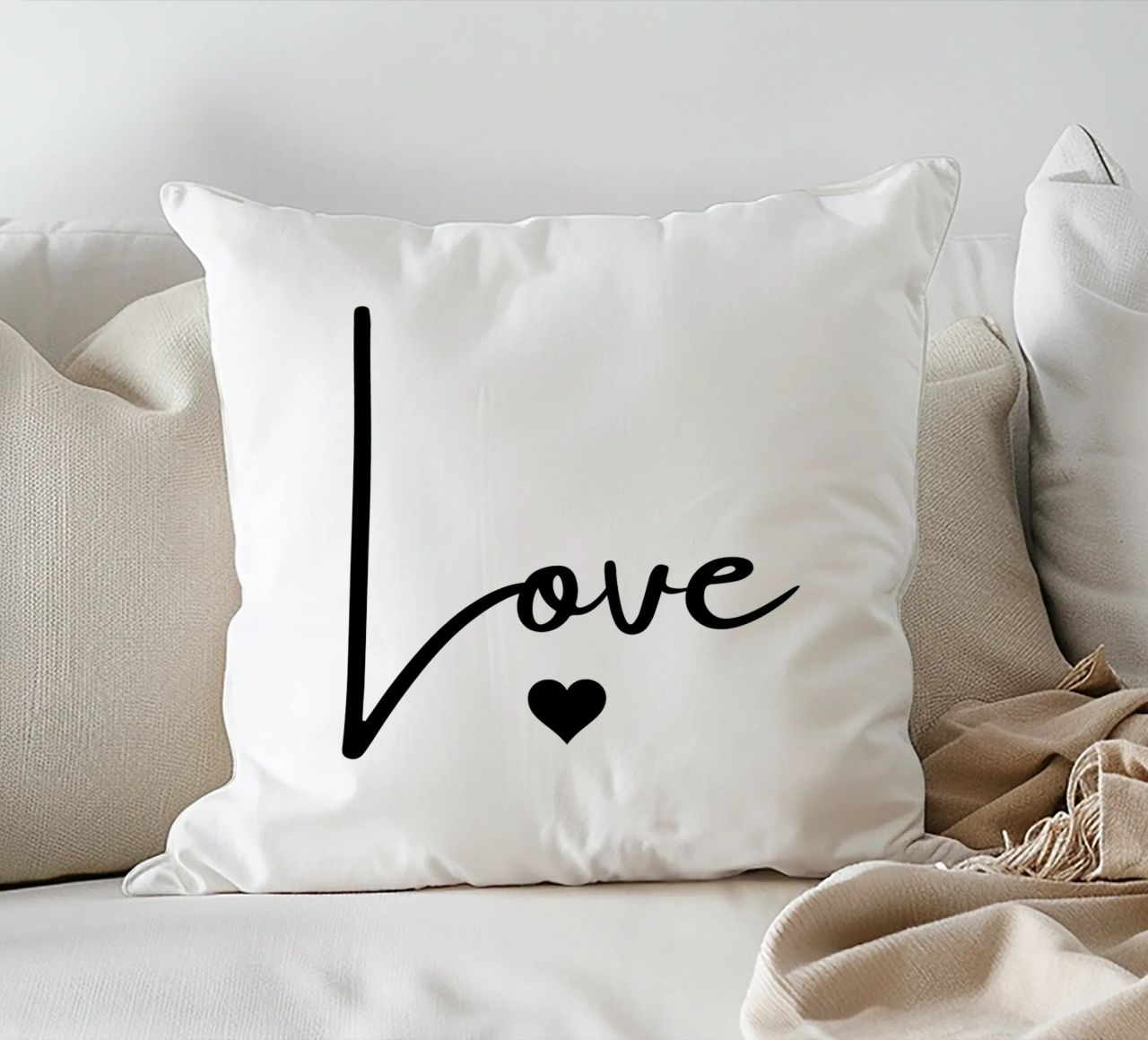 Un grande amore con un piccolo cuore cuscino da ArtDesign by KBK