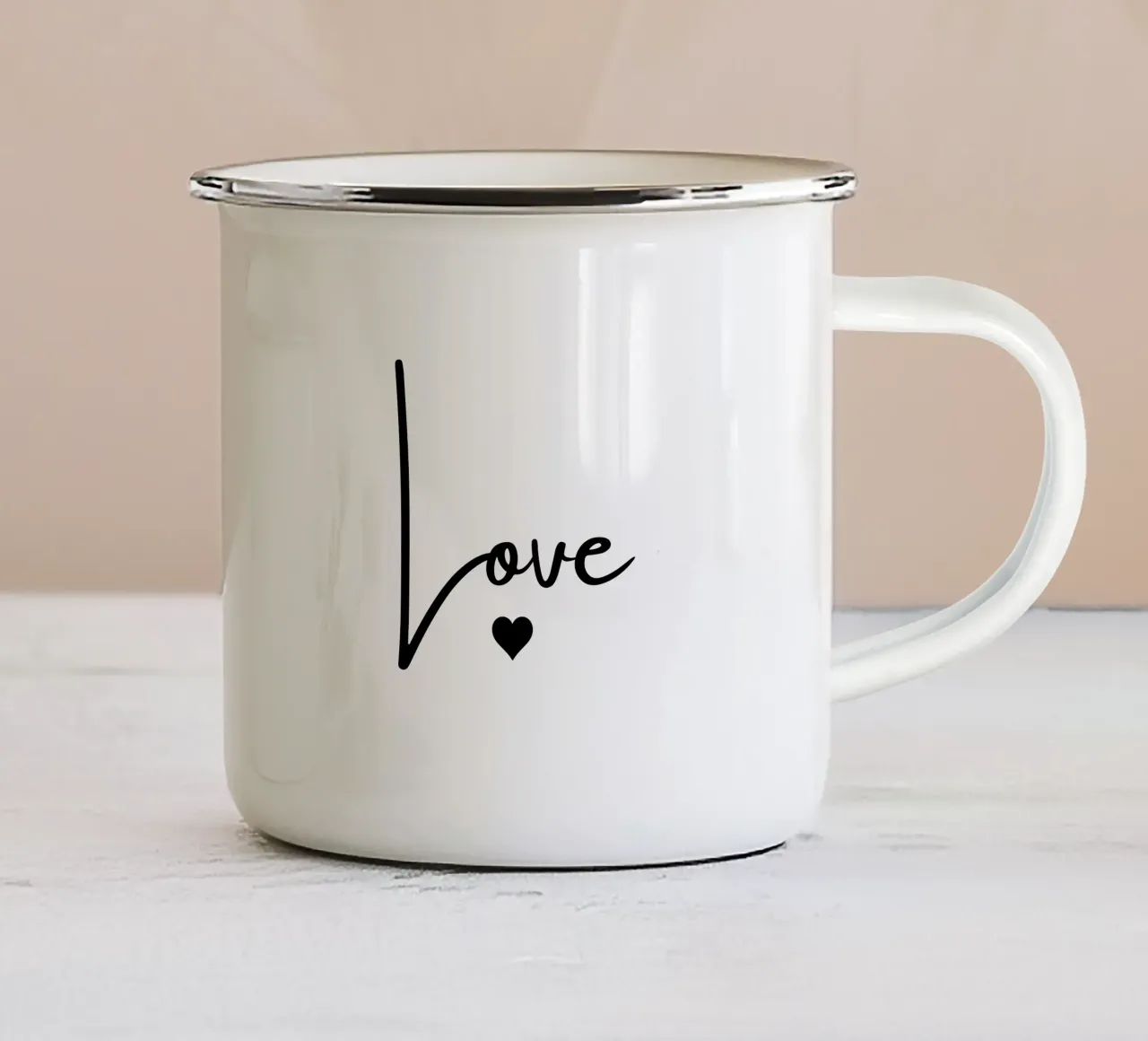 Große Liebe mit kleinem Herz Emaille Tasse von ArtDesign by KBK