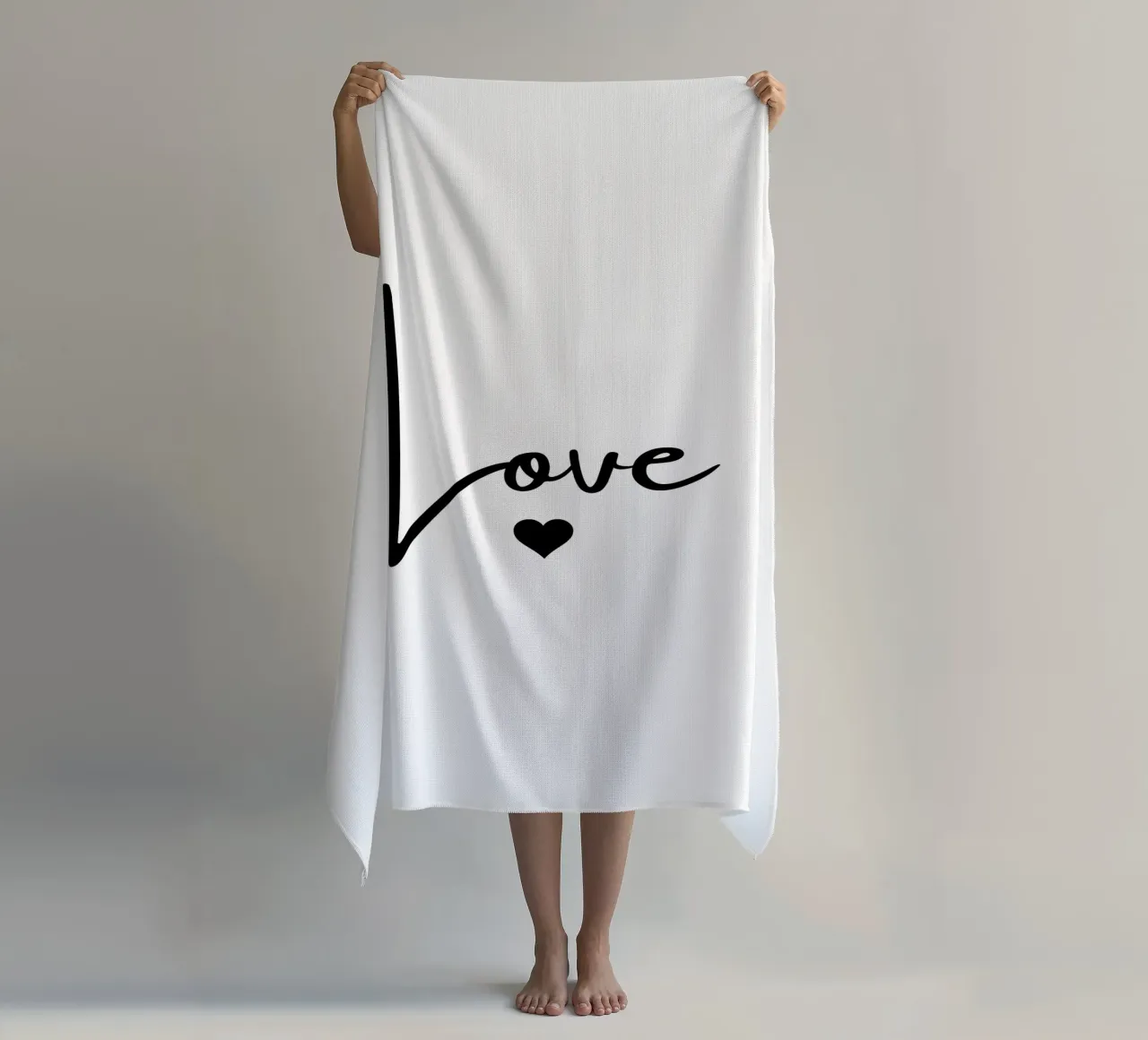 Un grande amore con un piccolo cuore telo mare da ArtDesign by KBK