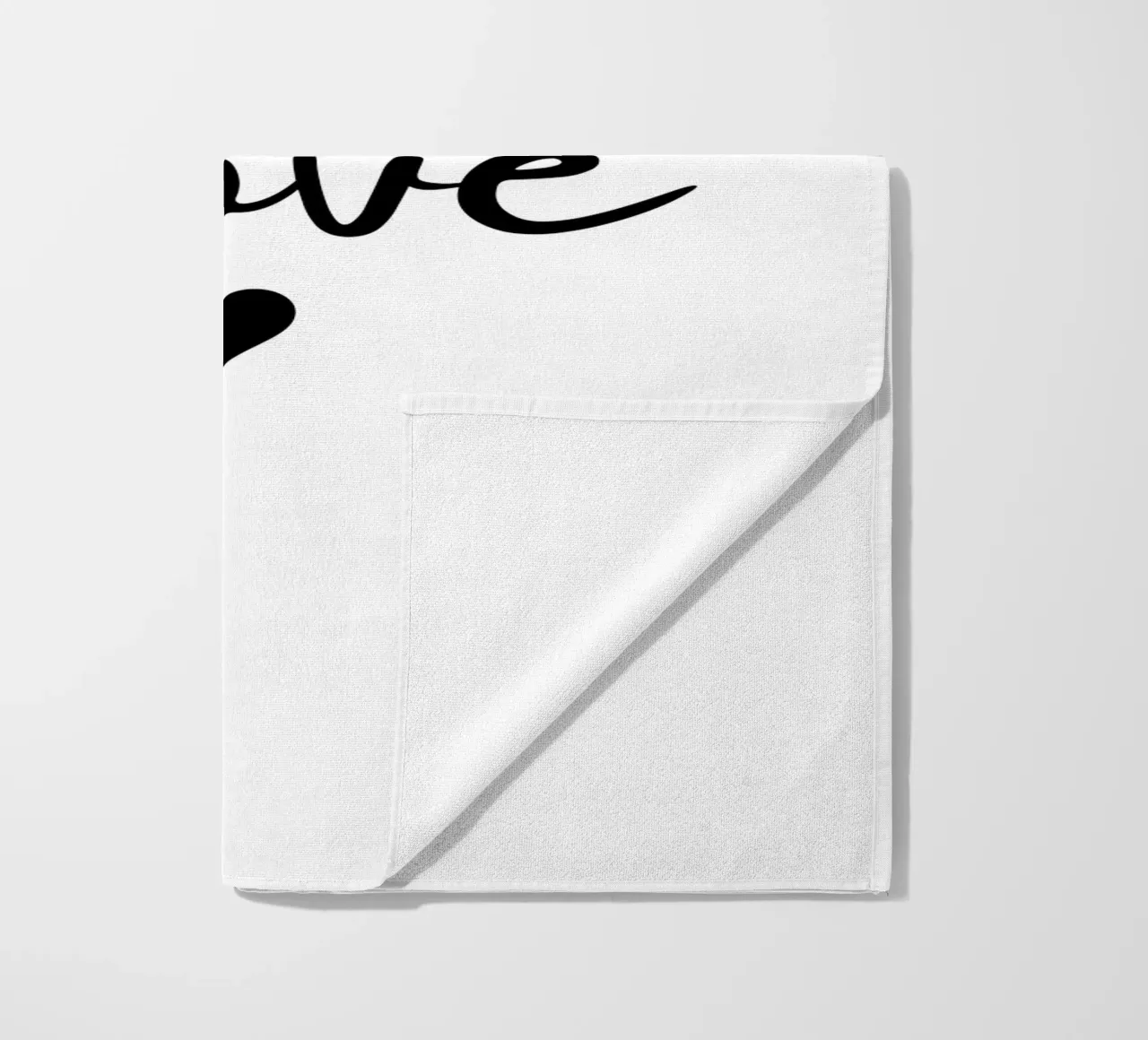 Un grande amore con un piccolo cuore telo mare da ArtDesign by KBK