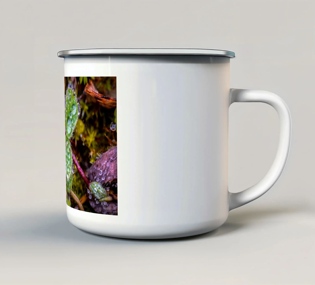 Trifoglio con molte gocce d'acqua tazza in smalto da Marcus Beckert | Fotografie