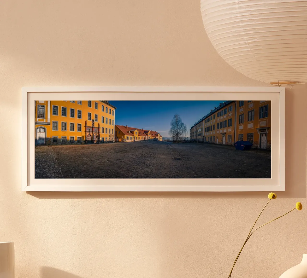 Panorama del cortile interno del castello di Heidecksburg a Rudolstadt poster con telaio in legno da Marcus Beckert | Fotografie