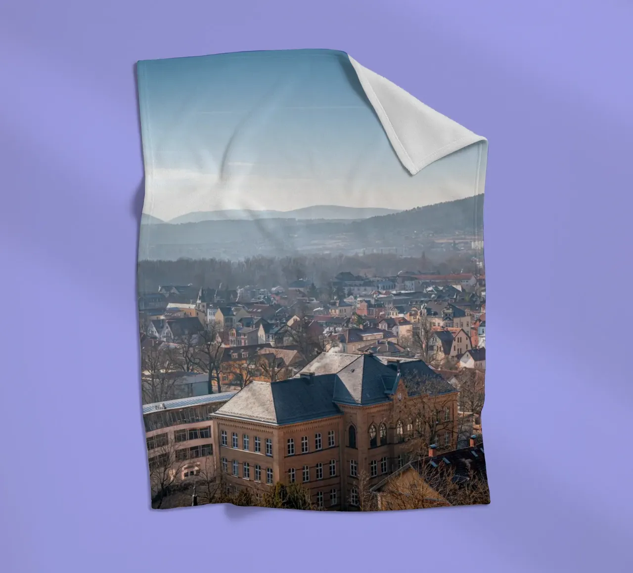 Sopra i tetti di Rudolstadt in Turingia coperta in pile da Marcus Beckert | Fotografie